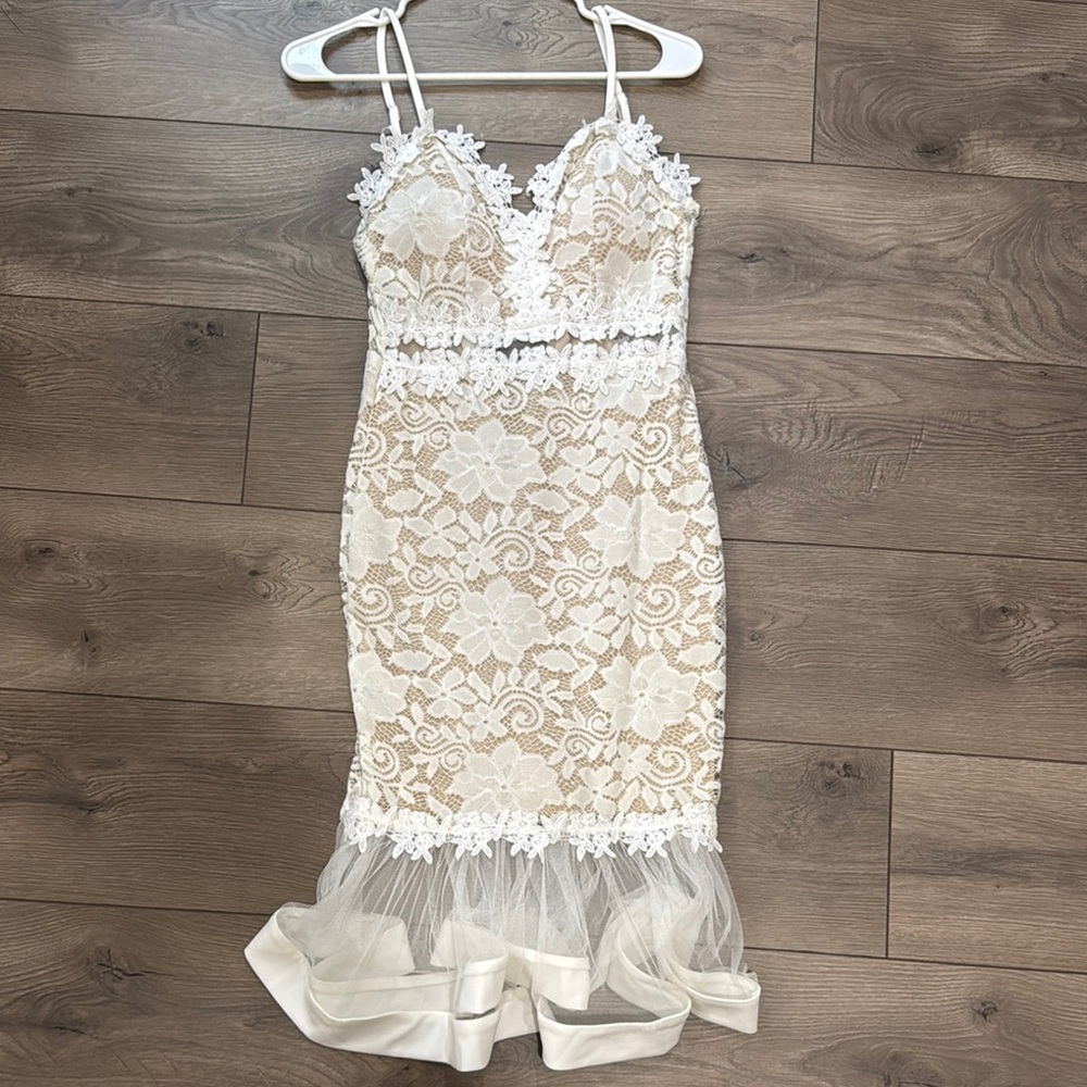 White Floral Midi Lace Dress